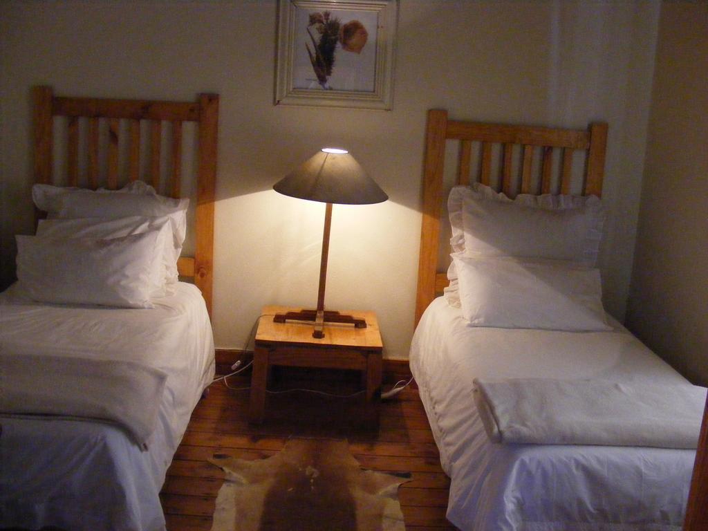 Pepper Tree Accommodation Beaufort Wes Buitenkant foto